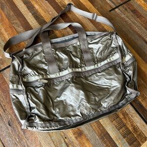 LeSportsac Vintage Duffle Nylon Lightweight Weekender Overnight Travel Bag